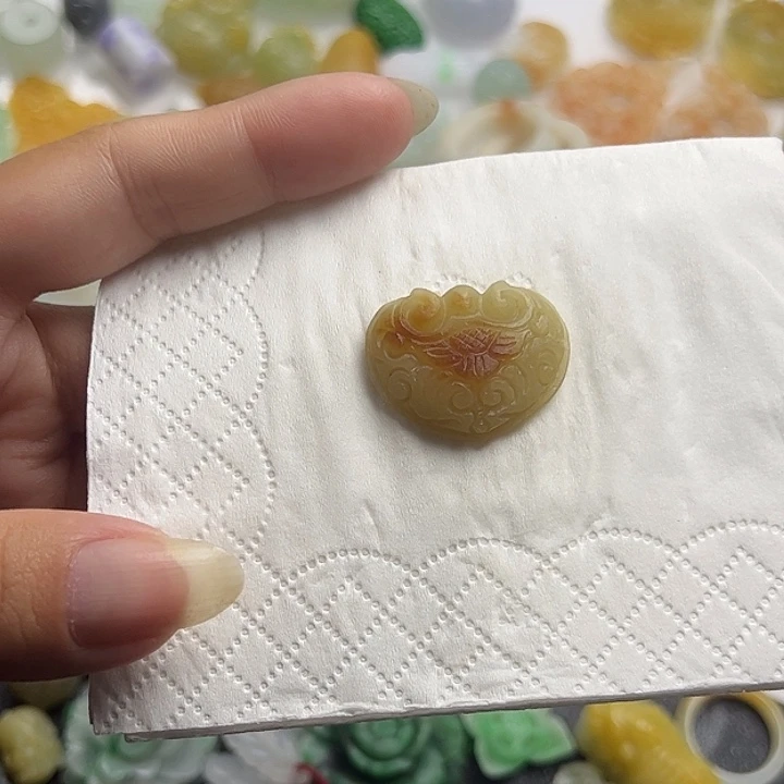 未镶嵌定制翡翠翡翠