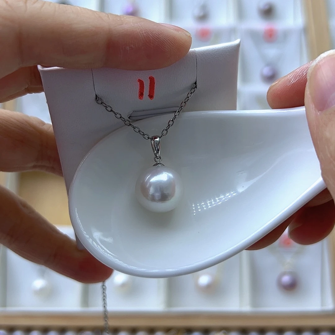 18K金镶嵌淡水珍珠吊坠(赠链)13+