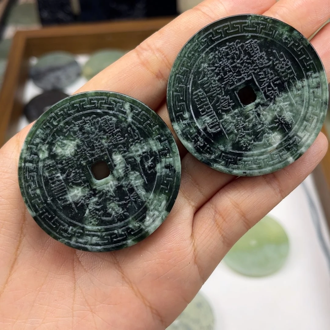海***哥蛇纹石玉未镶嵌颈饰