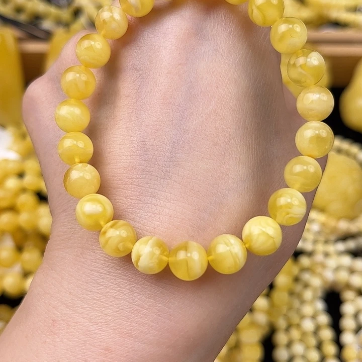 琥珀未镶嵌颈饰琥珀