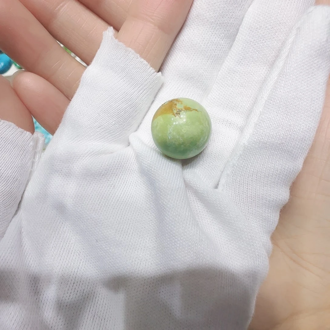 绿松石未镶嵌原矿绿松石