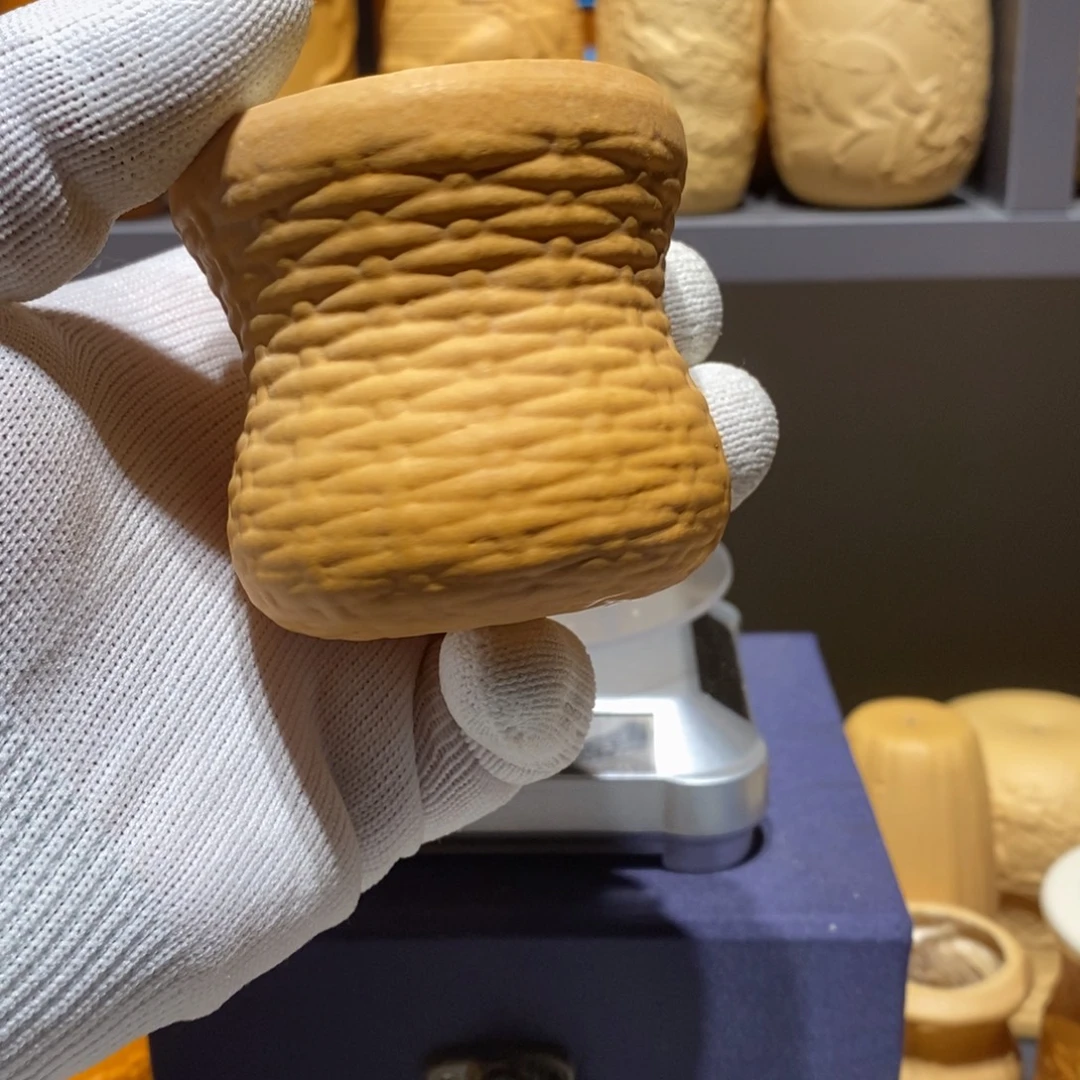 大叶紫檀（黑酸枝木类）