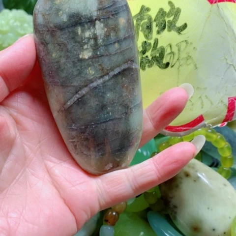 蛇纹石玉未镶嵌手把件