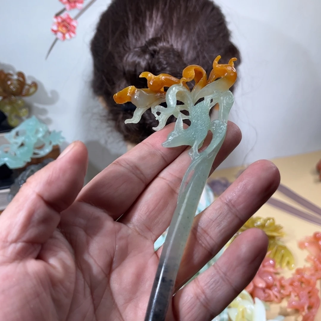 蛙***蛙蛇纹石玉未镶嵌发簪