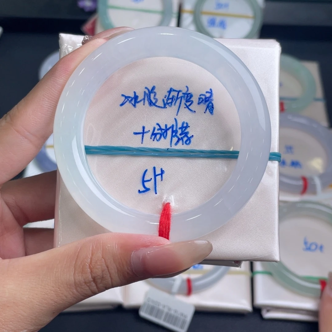 翡翠未镶嵌手镯7号