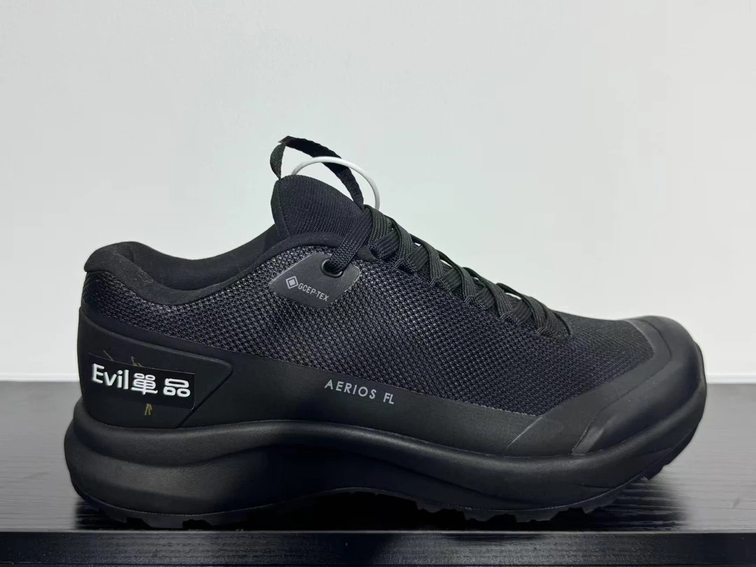 、FL休闲轻便徒步运动鞋、