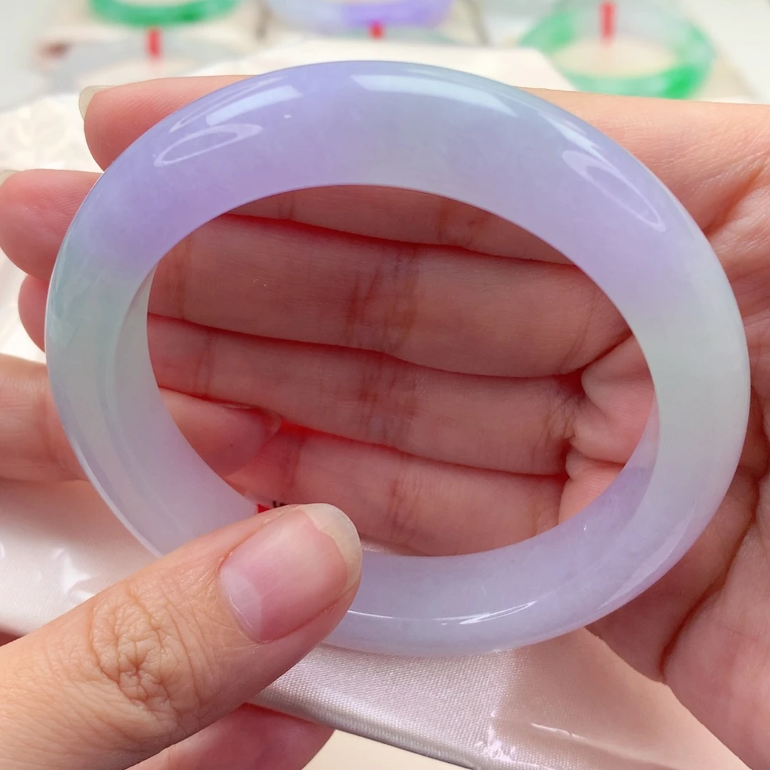 未镶嵌手镯翡翠57春彩 见光不死 仙气飘飘 喵喵