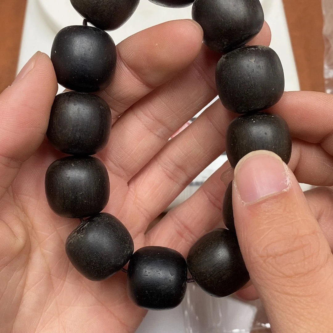 沉香沉香香囊虫漏