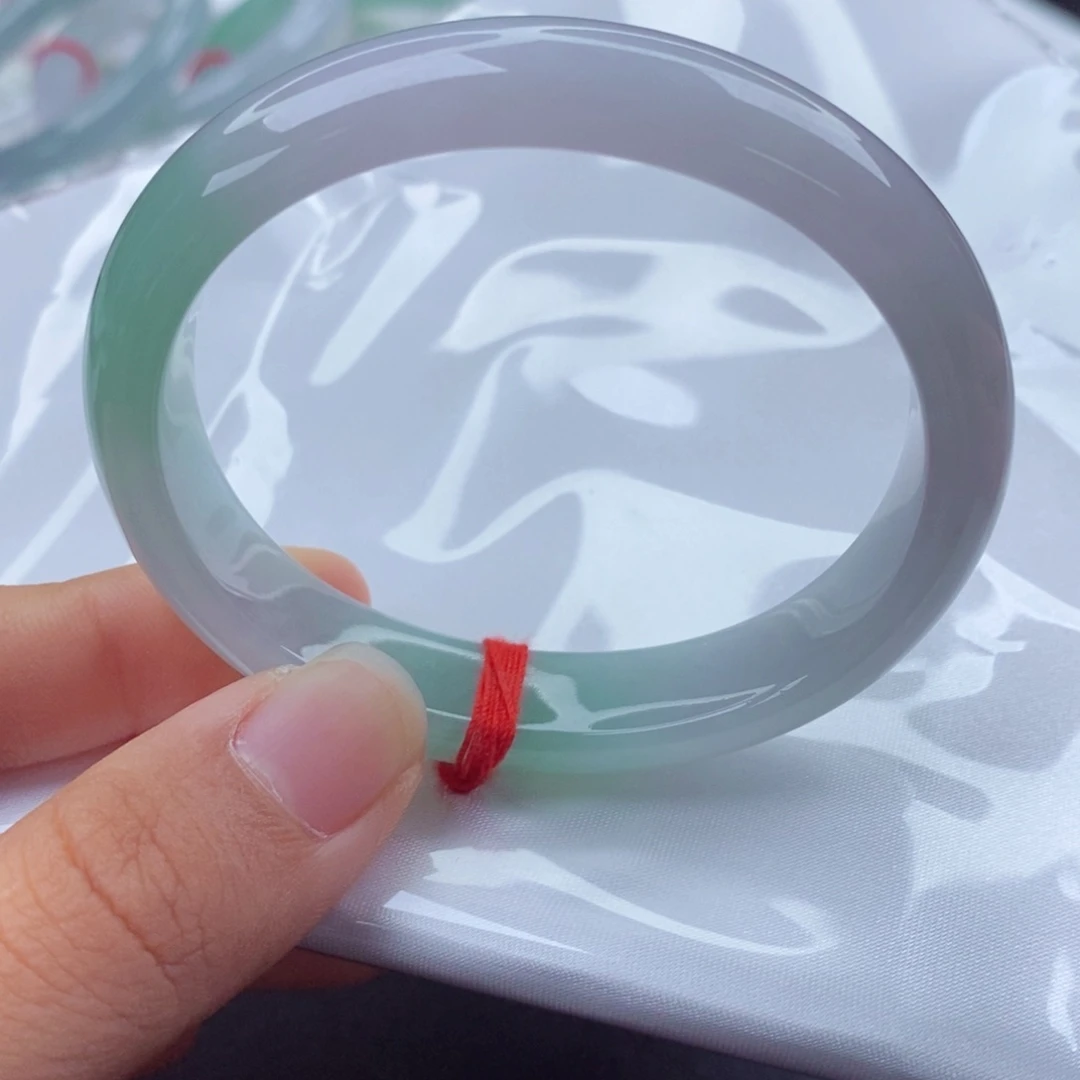 翡翠手镯（贵妃镯）未镶嵌