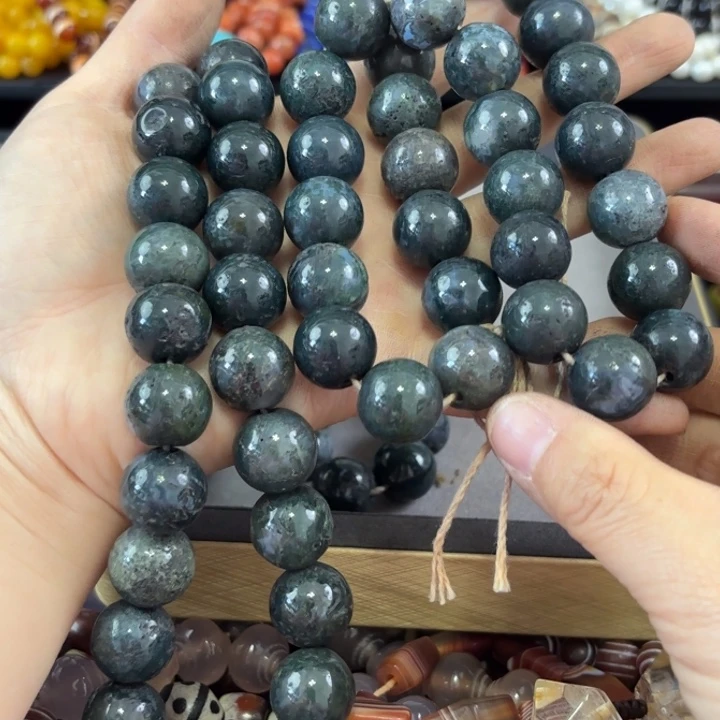 枫****玛瑙/玉髓未镶嵌颈饰