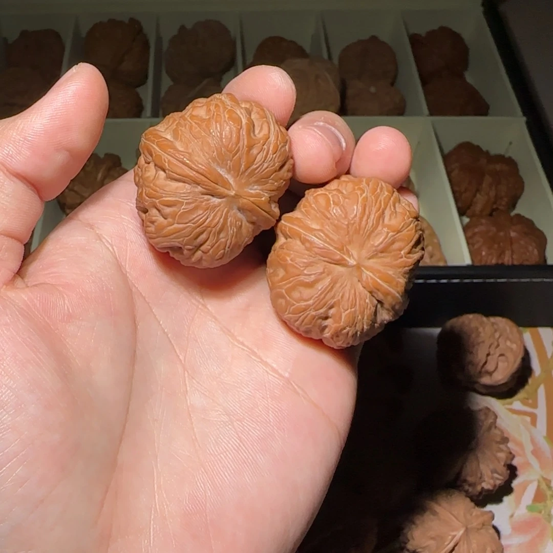 蛋***饭文玩核桃吊坠元宝