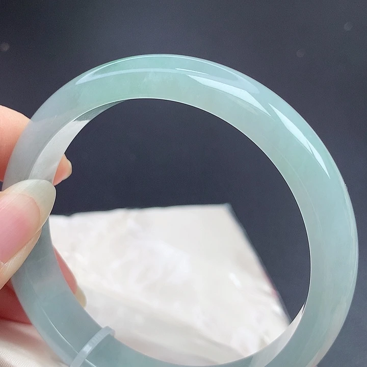 翡翠未镶嵌手镯62.5圈口