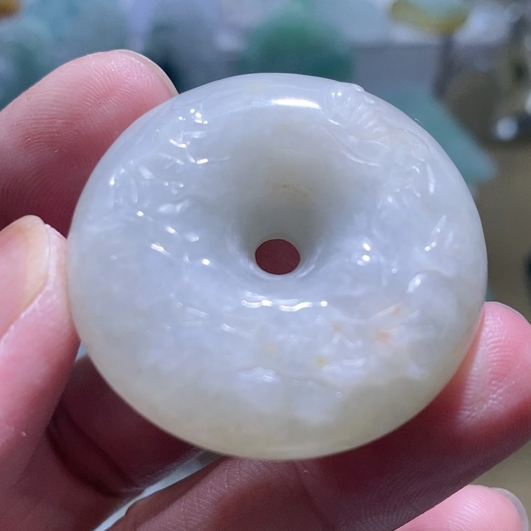 【闪购商品】翡翠未镶嵌颈饰111111111111