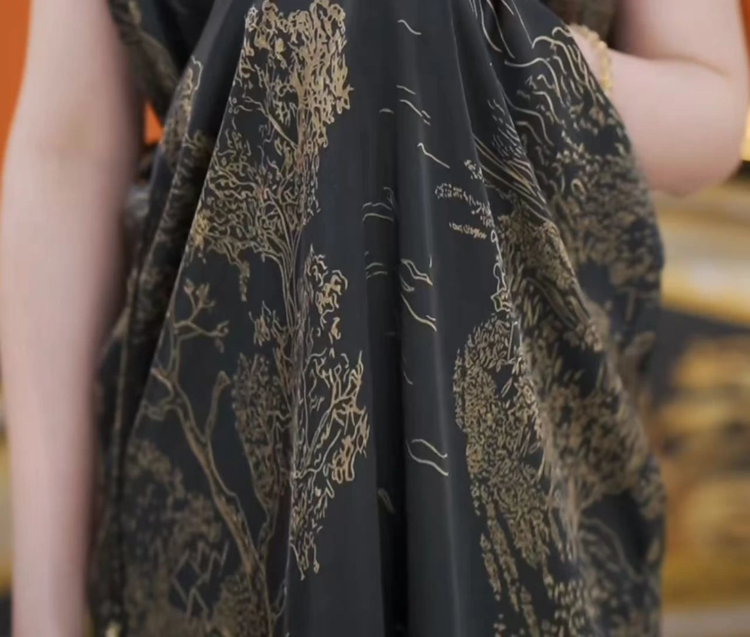 【送腰带】杭州原版正品2025夏季新款减龄显瘦黑色銮金连衣裙女