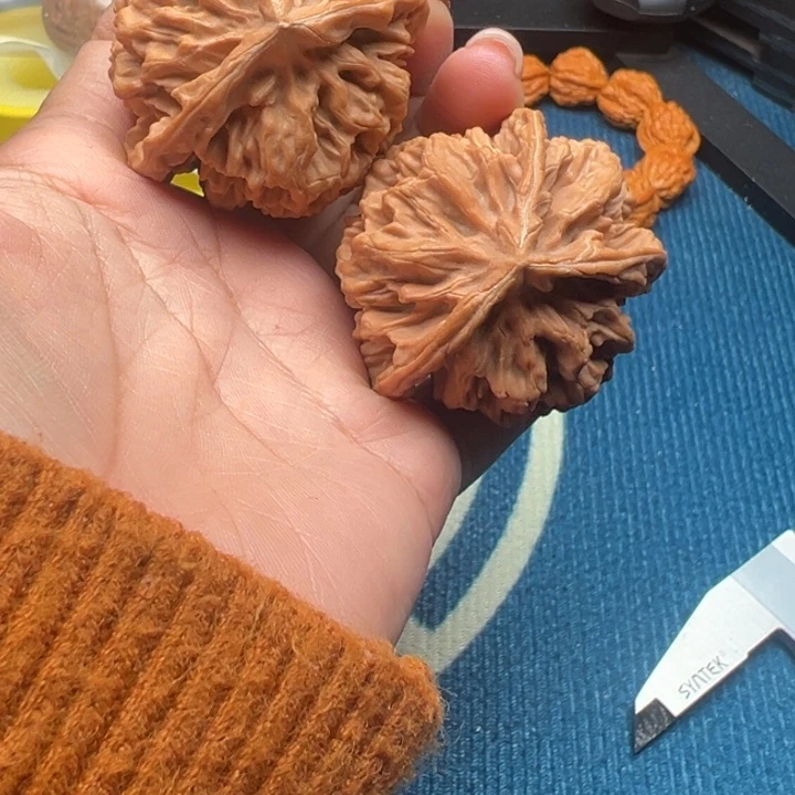 桃核吊坠文玩核桃猫头鹰