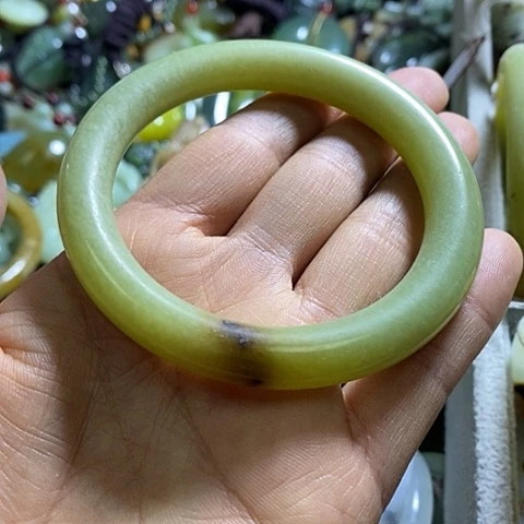 岫玉手镯未镶嵌57/58口径