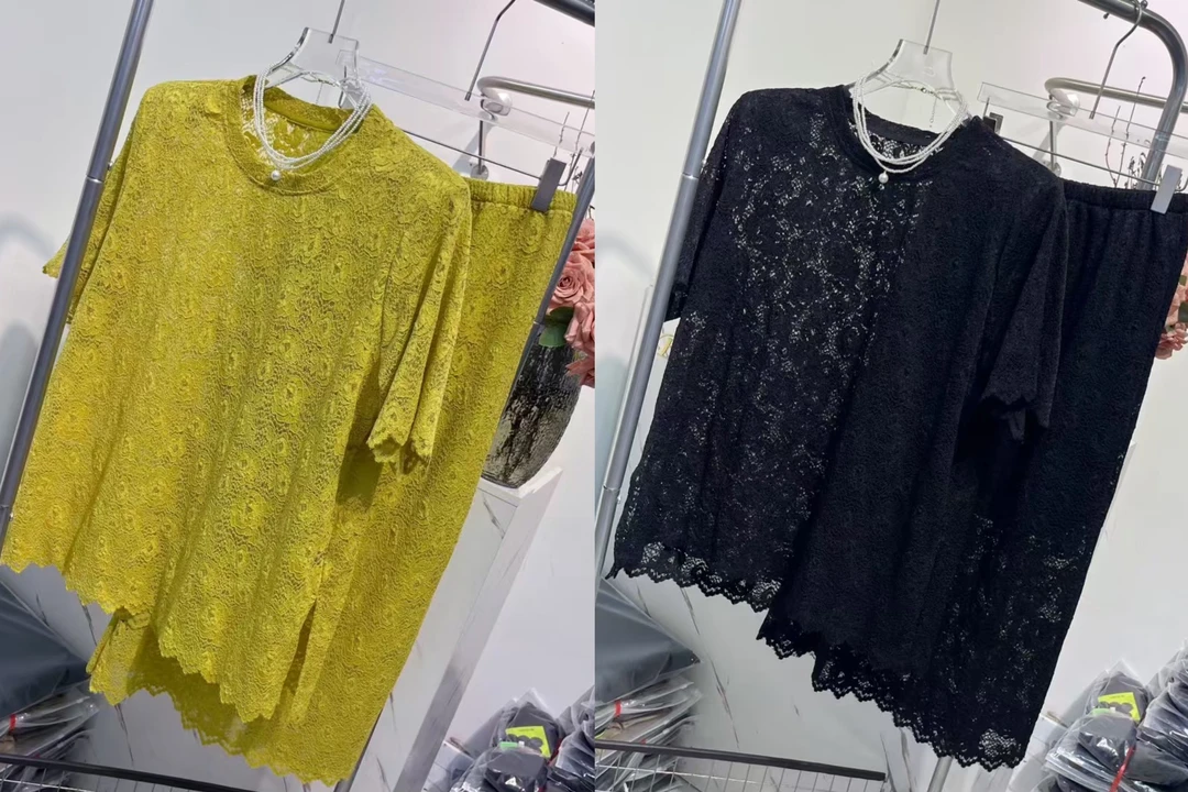 大码弹力蕾丝花朵图案半袖➕半身裙显瘦遮肉两件套套装290