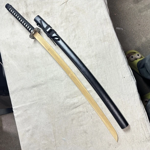B16 龙泉昊天宝剑武士刀木刀武术炼习未开刃