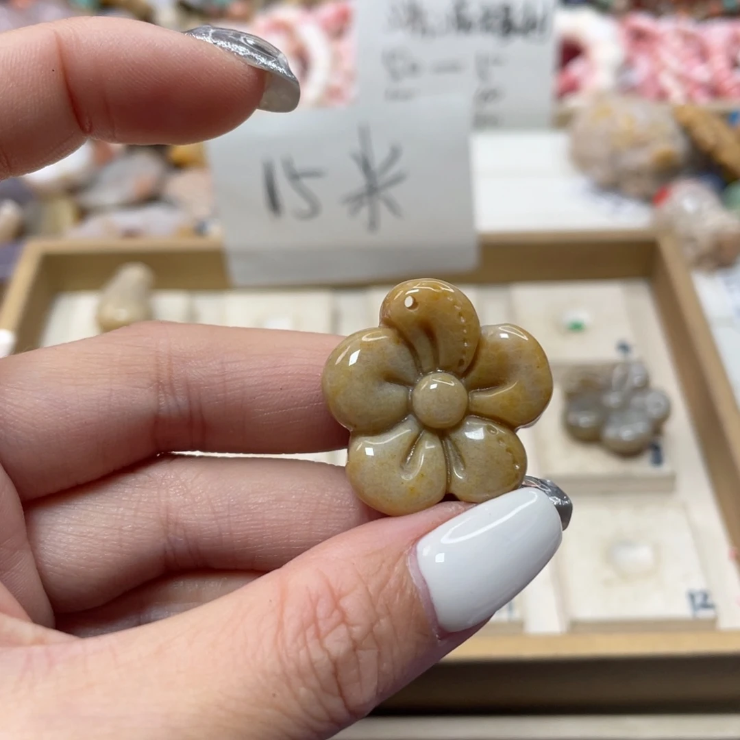 未镶嵌手链硅化玉k****7032