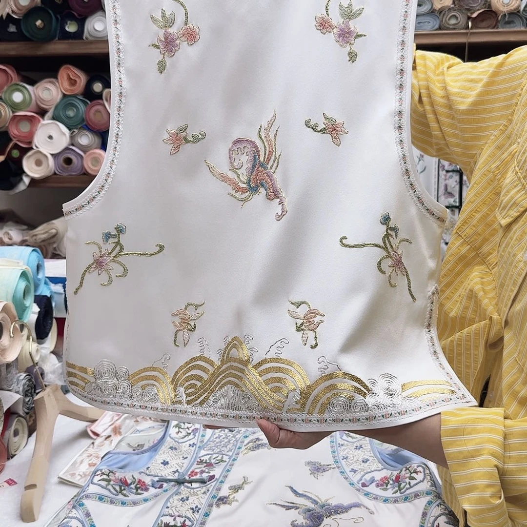 苏绣马甲2.胸围104