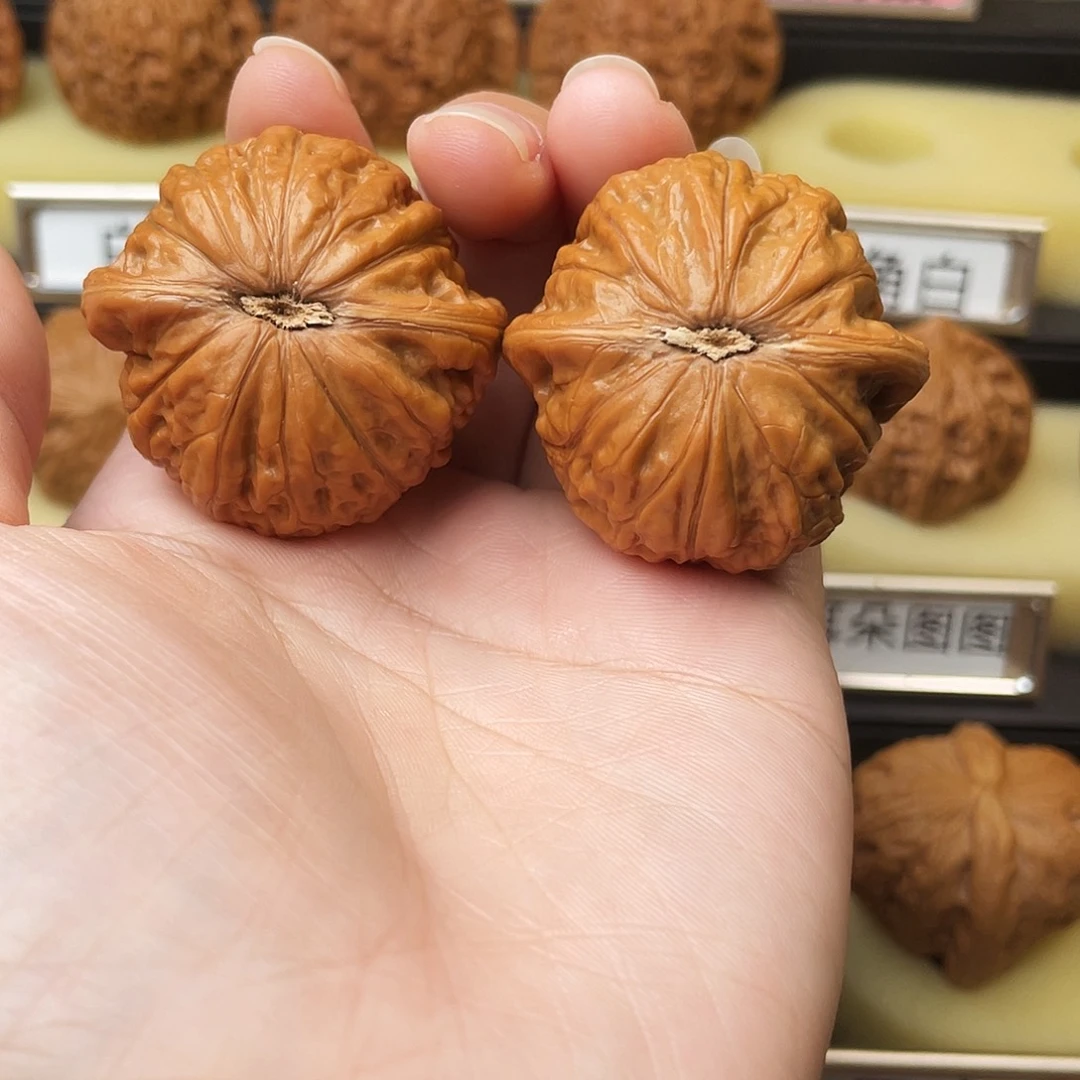 文玩核桃吊坠铁锤40尺657