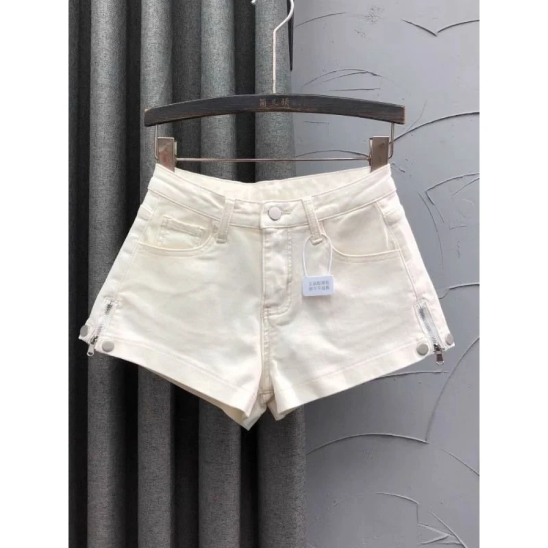 设计感小众侧边拉链牛仔短裤女2025夏季新款修身弹力性感辣妹热裤