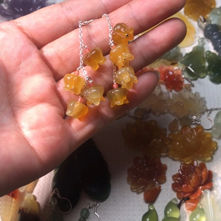 爱***烫蛇纹石玉未镶嵌耳坠