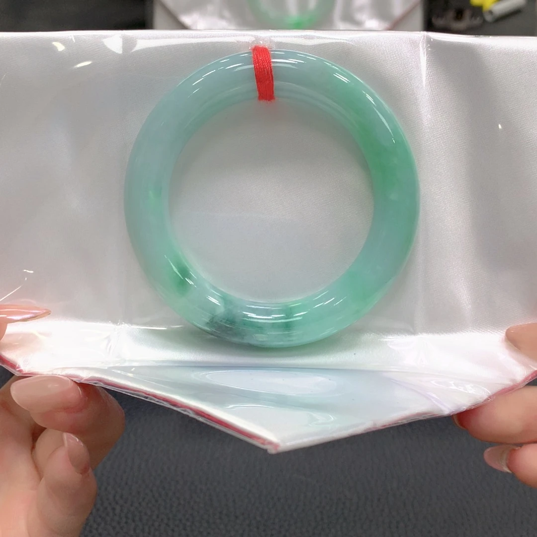 翡翠未镶嵌手镯14