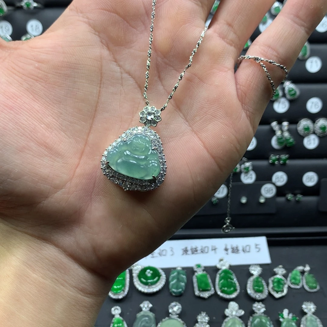 小***^翡翠未镶嵌颈饰吊坠