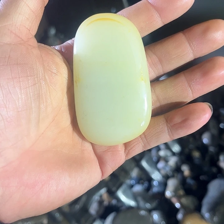 未镶嵌和田玉（糖玉）挂件