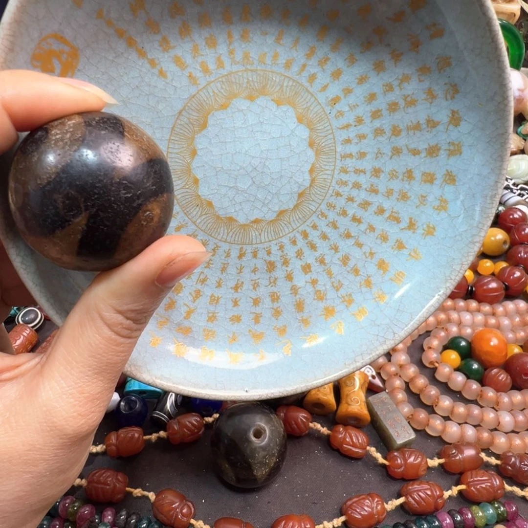 瓷片不**见做工精细的工艺精湛