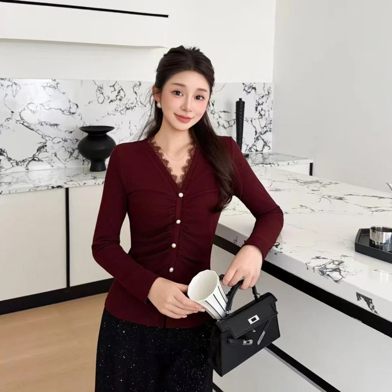 邹先森5509-29领蕾丝打底衫秋冬新款显瘦上衣T恤