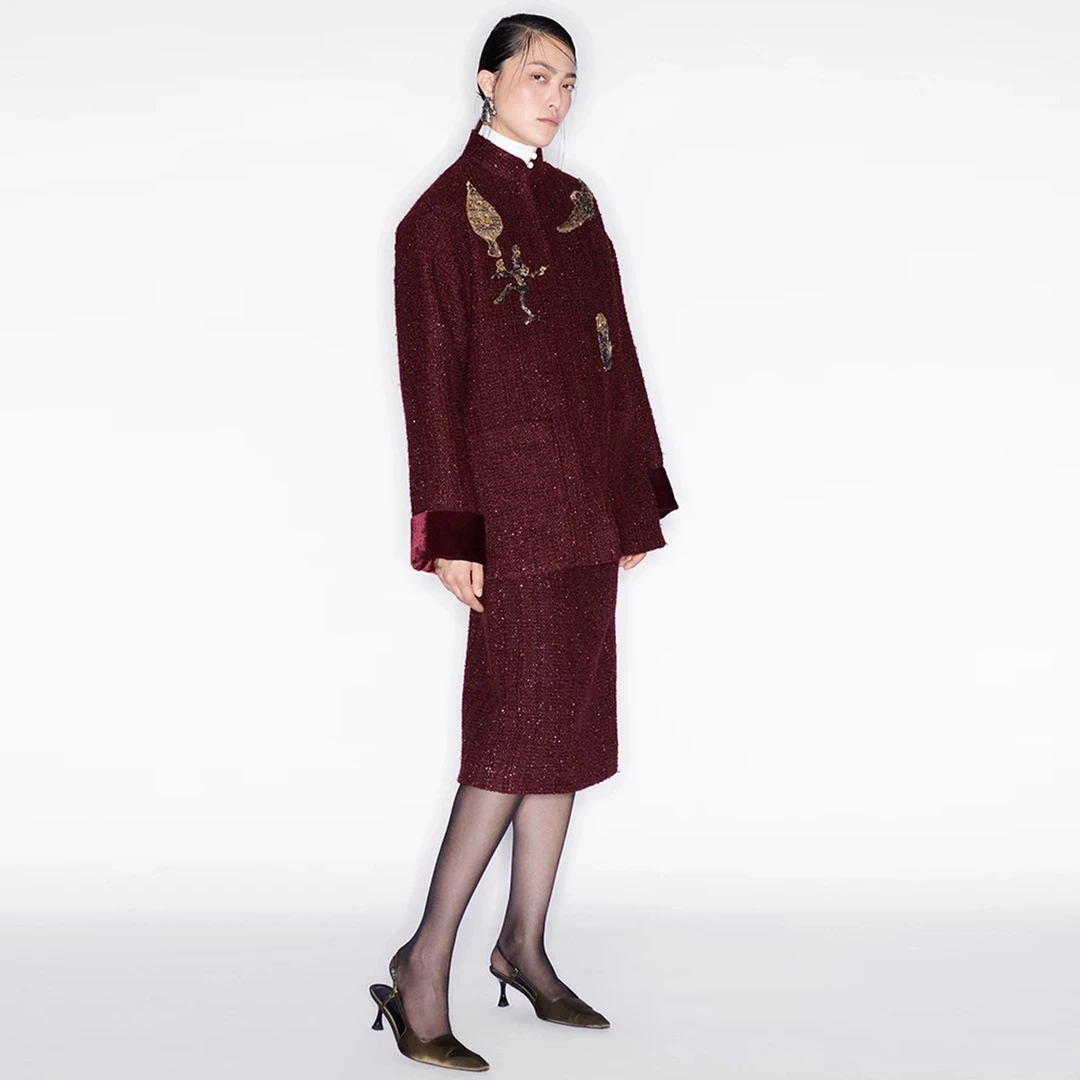 M ESSENTIAL 马 凯爵头粗纺工坊铁艺钉珠立领阔版外套半裙