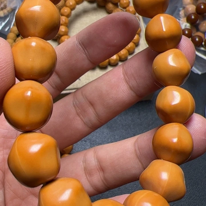 猴头核桃手串啦啦啦