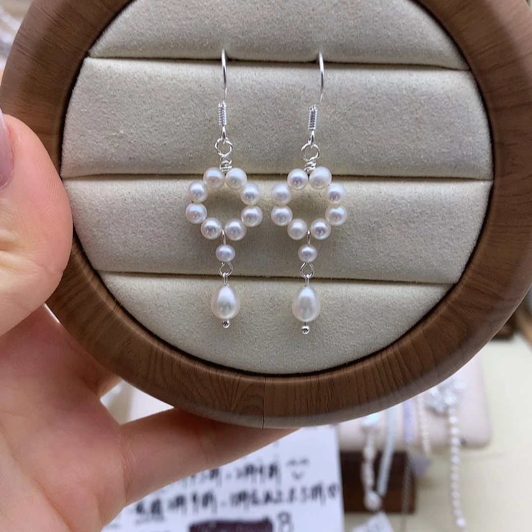 淡水珍珠银S925镶嵌耳饰