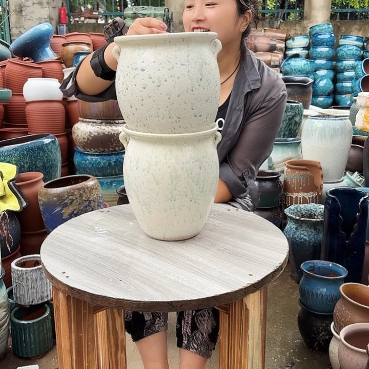 口18高20两个盆子。