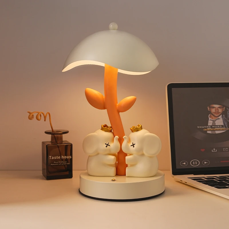 贝汉美新款创意可爱抱抱象台灯客厅卧室装饰摆件房间改造小物件