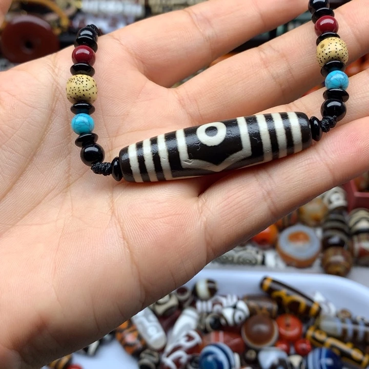 玛瑙/玉髓未镶嵌吊坠(赠链)