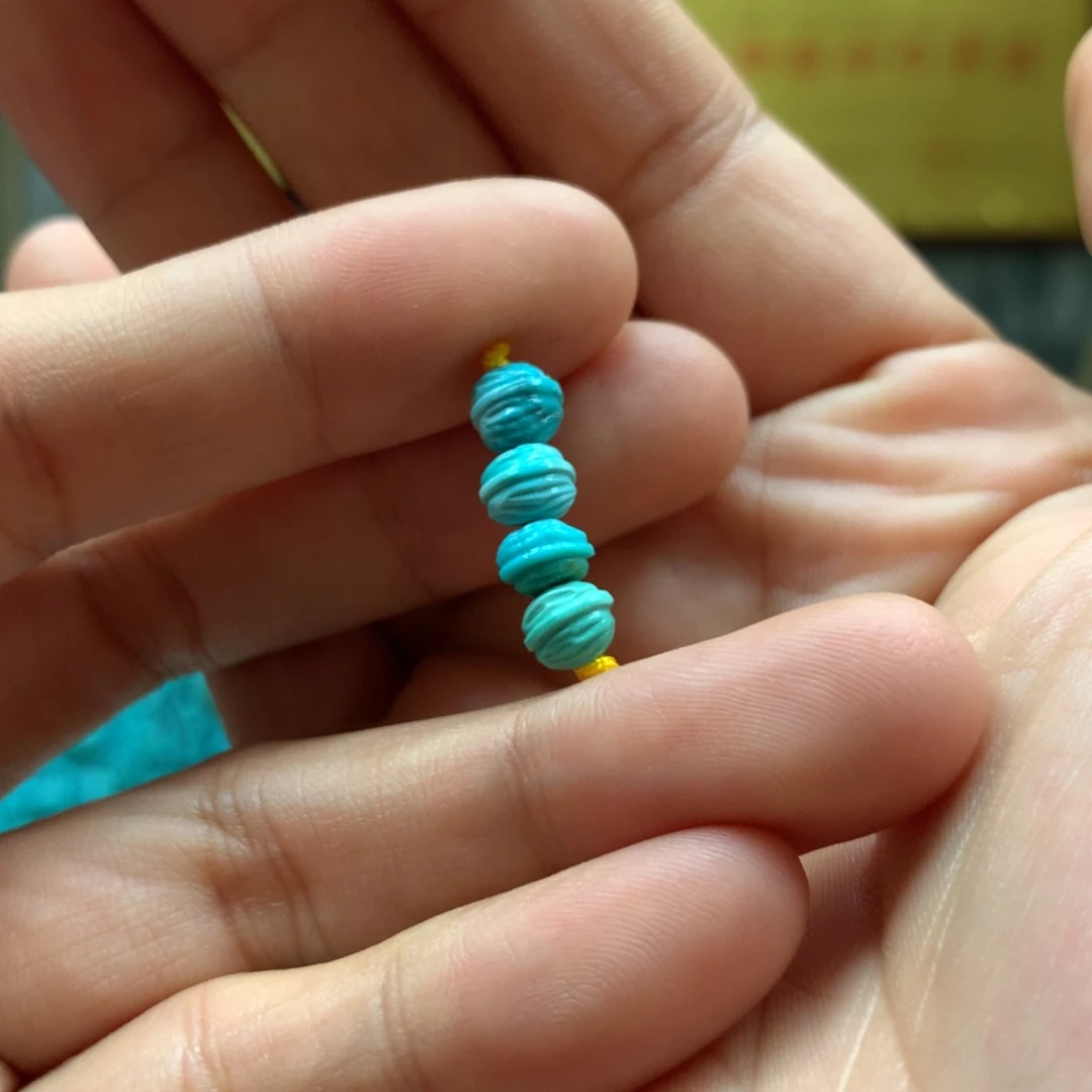 绿松石配饰未镶嵌