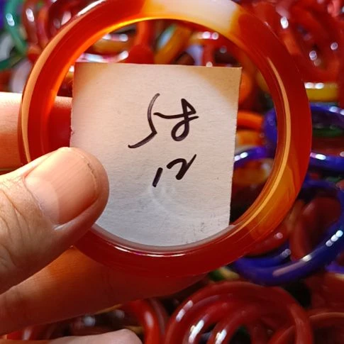 玛瑙/玉髓手镯未镶嵌