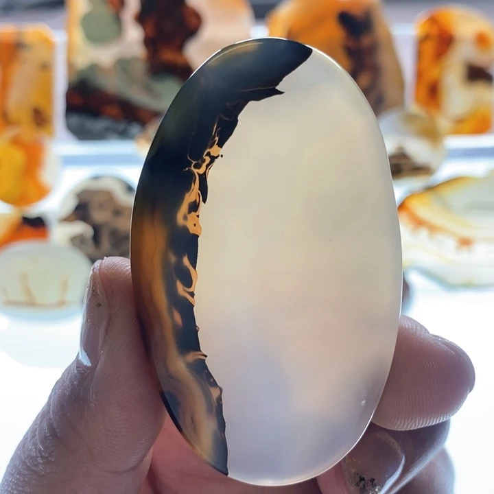 玛瑙/玉髓颈饰未镶嵌
