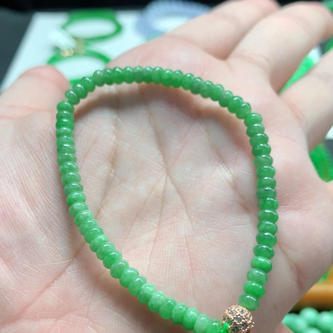 翡翠未镶嵌手链翡翠