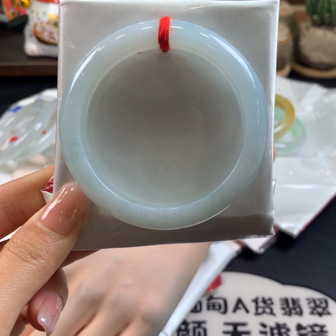 翡翠未镶嵌手镯55圈口