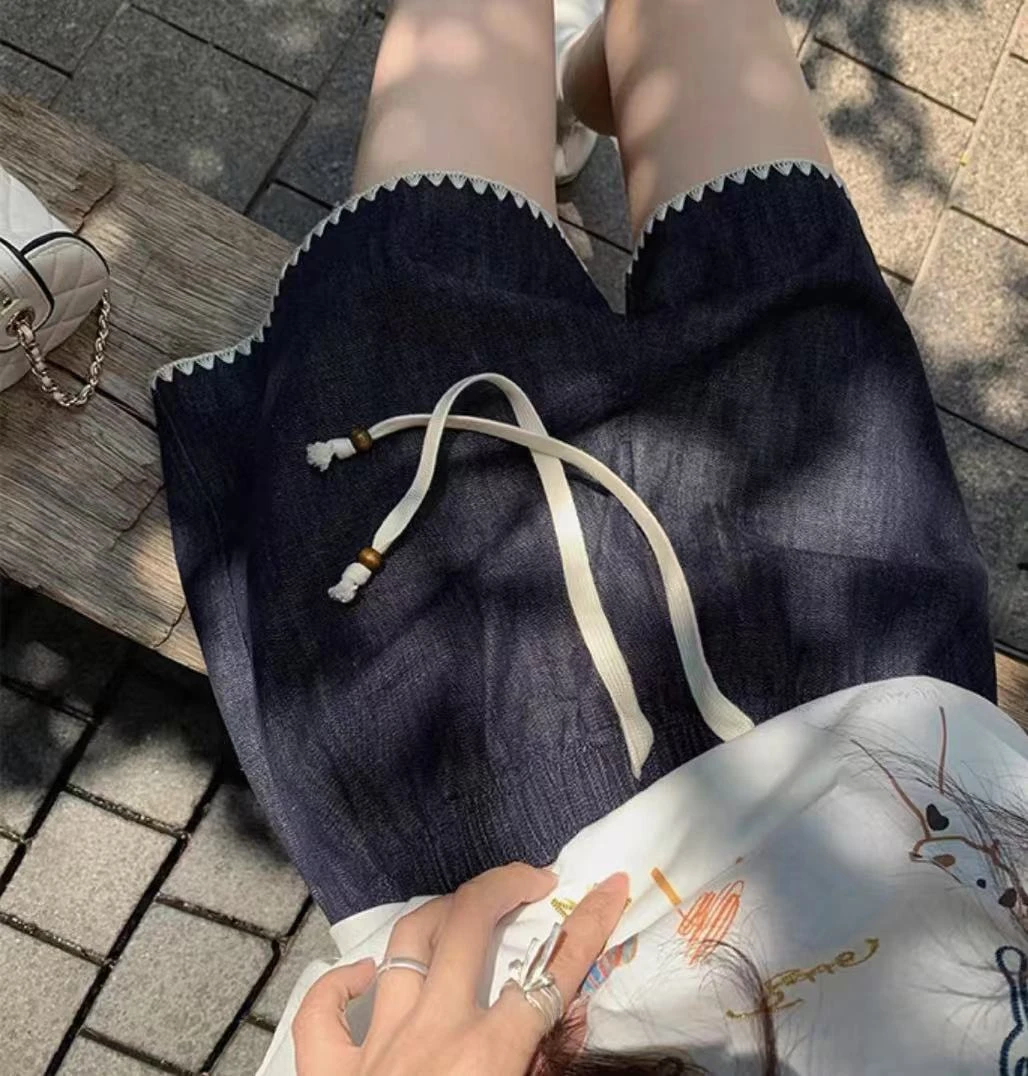 小雅姐姐  夏季撞色贝壳绣串珠抽绳松弛慵懒薄款短裤IW94