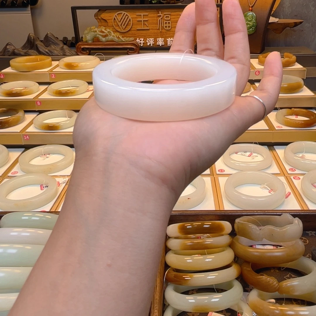 和田玉未镶嵌手镯13