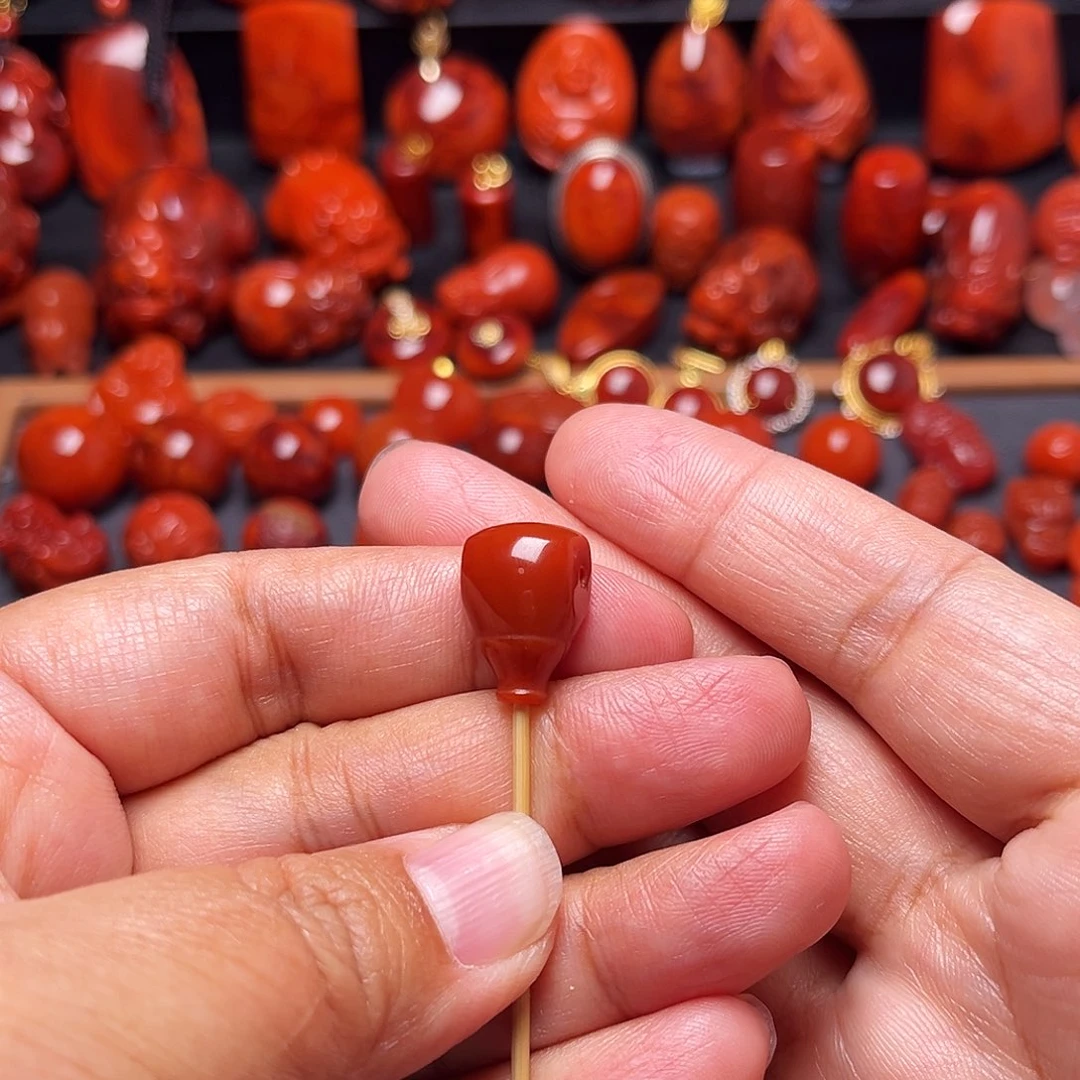 南红玛瑙未镶嵌配饰锦红三通11.3mm