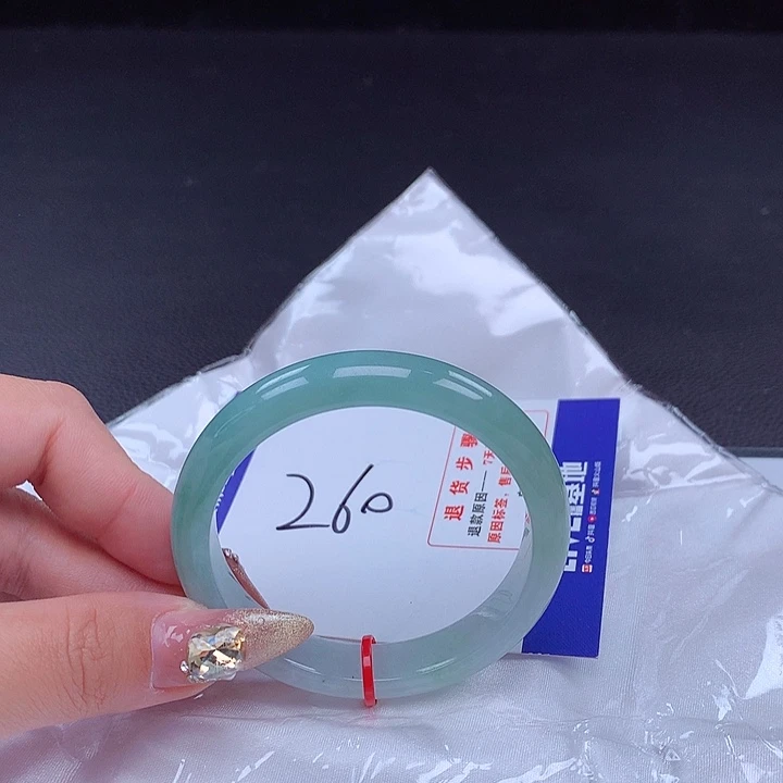 翡翠手镯未镶嵌手镯001542