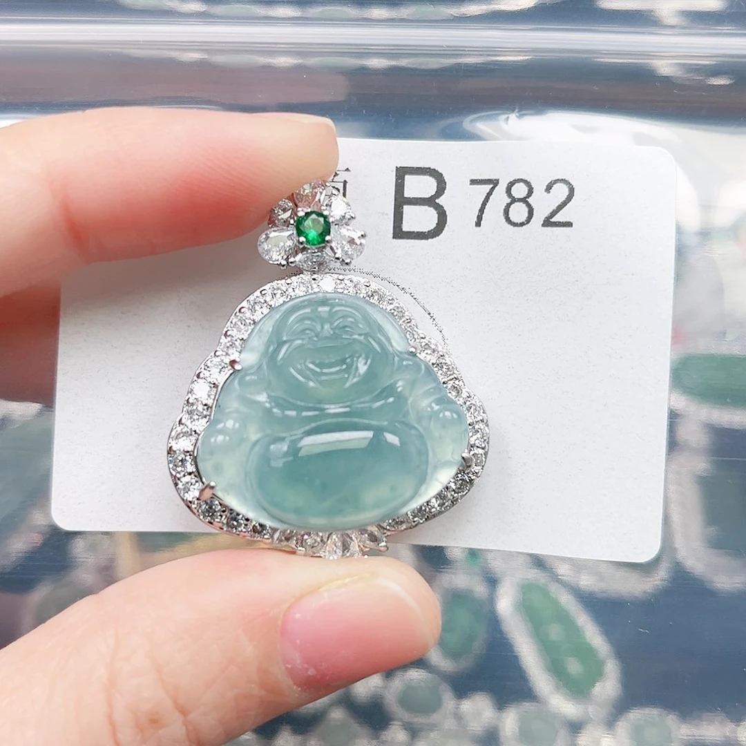 翡翠颈饰未镶嵌翡翠782