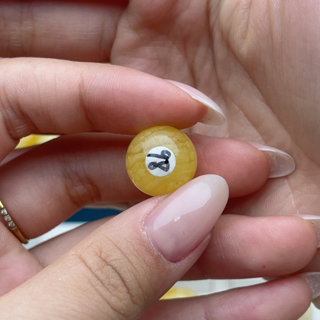未镶嵌蜜蜡裸石挚*蜜蜡圆珠微瑕玥