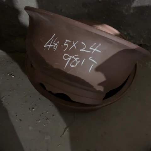 140-2。      微瑕48.5-24